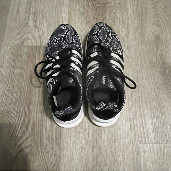 Women's Adidas Black & White Snake Print Patterned Running Shoes - Picture 7 of 11